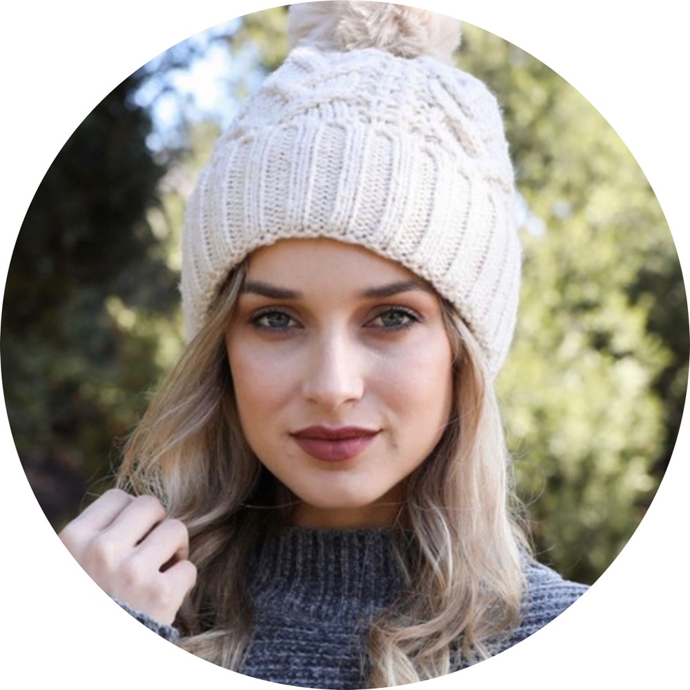 Cable Knit Pom Pom Beanie Hat